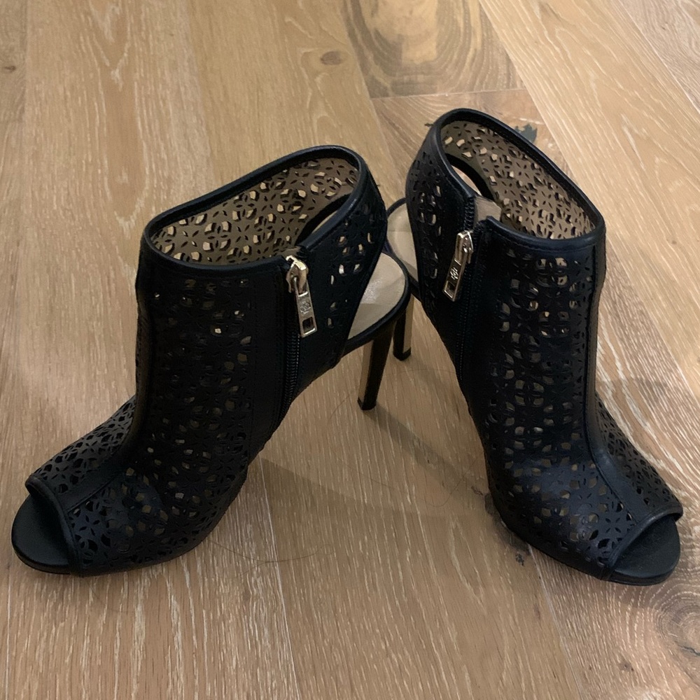 Ann Taylor heels size 6.5 gently used condition